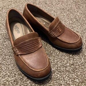 Eastland Newbury Chunky Heeled Brown Leather Loafer 7M